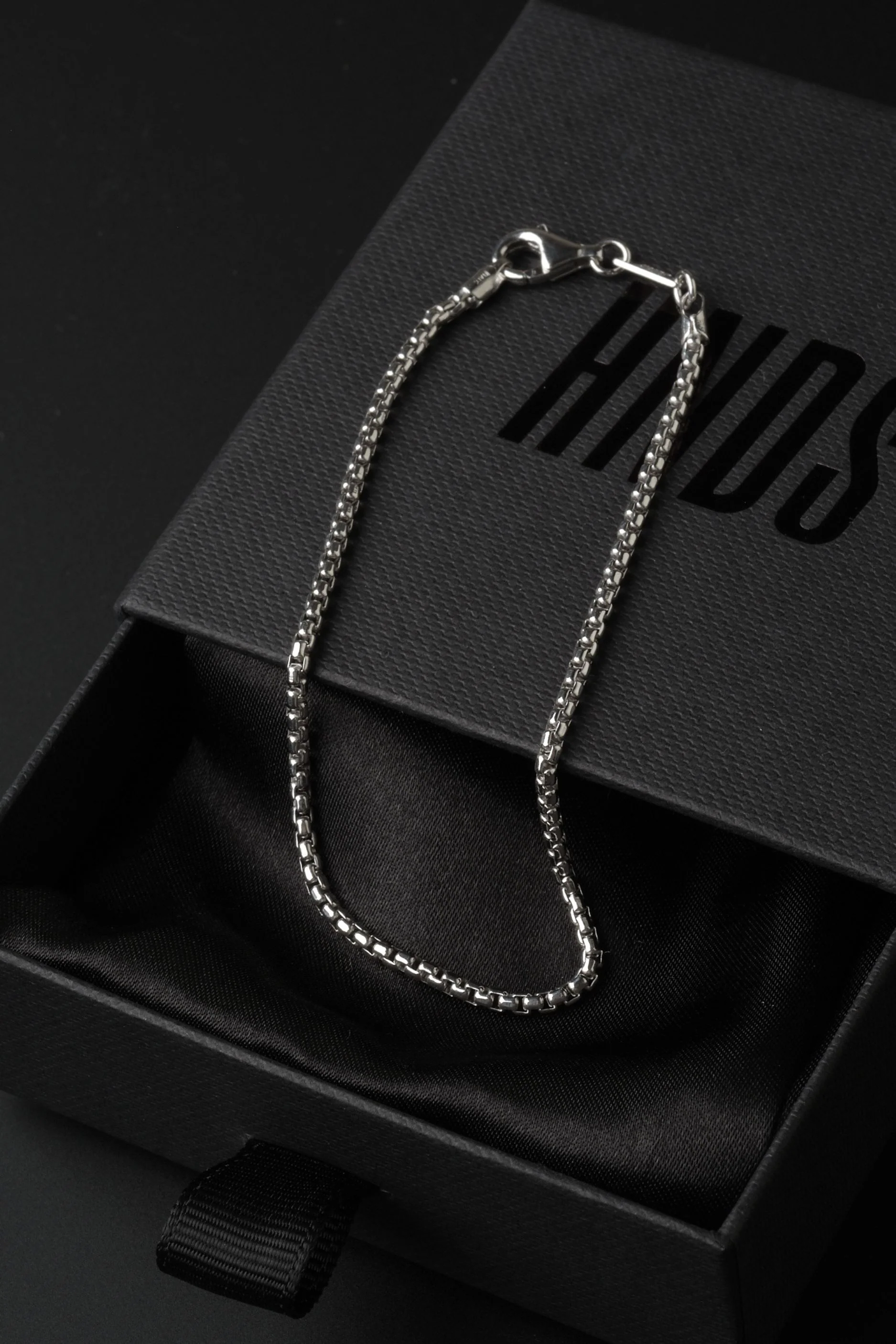 Box Bracelet - Image 3