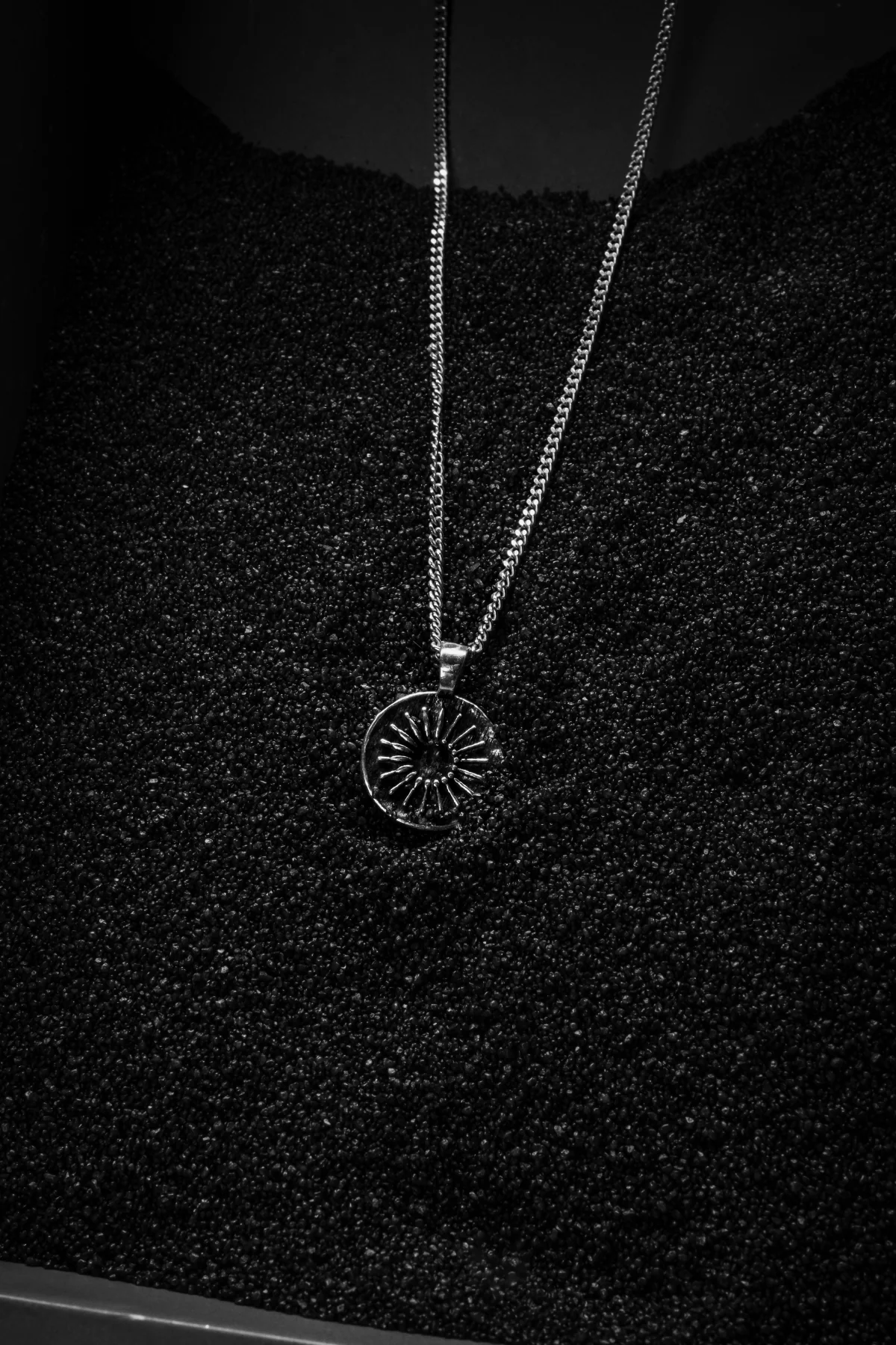 The Ray Necklace - Image 3