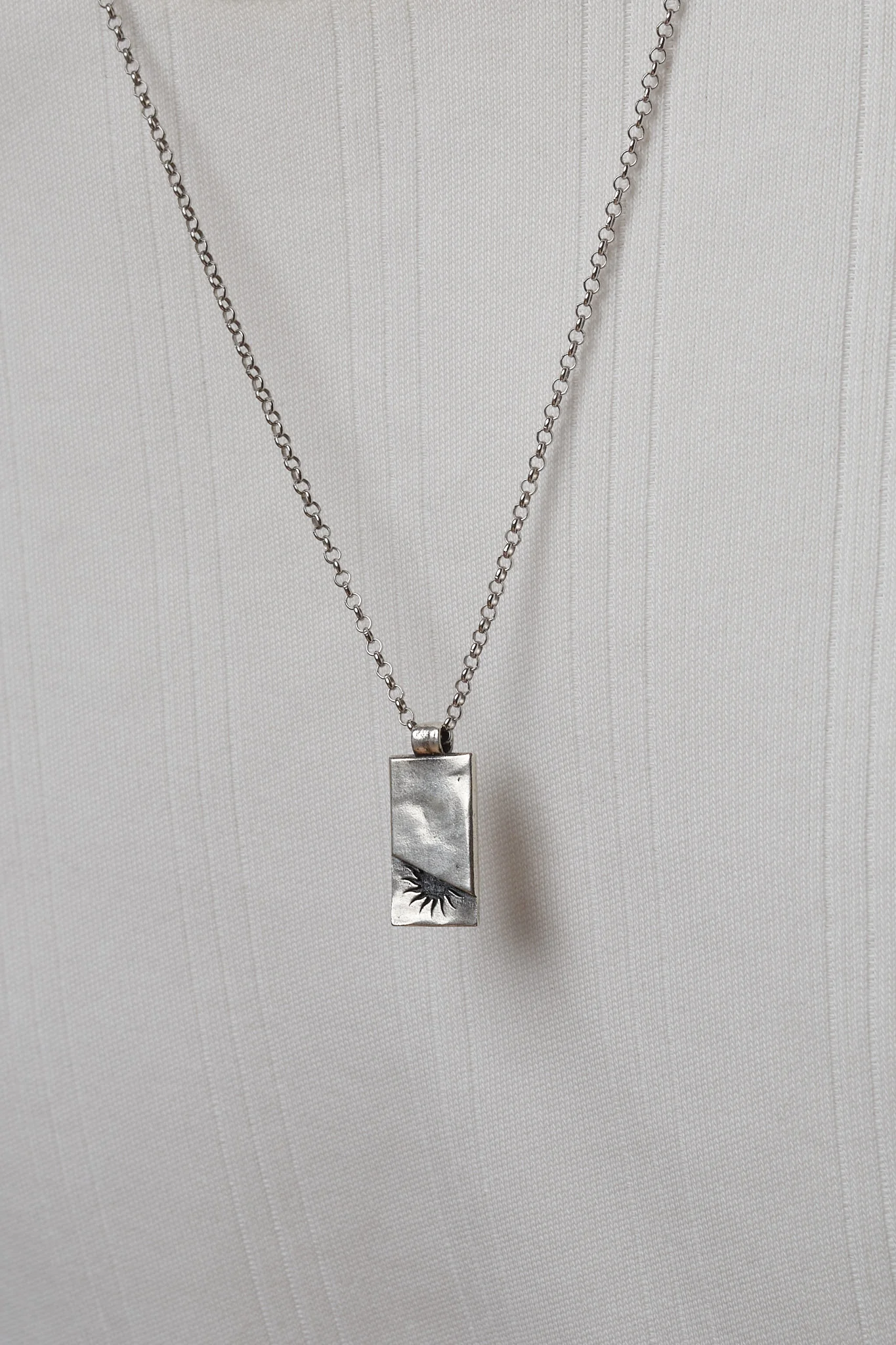 The Dawn Necklace - Image 4